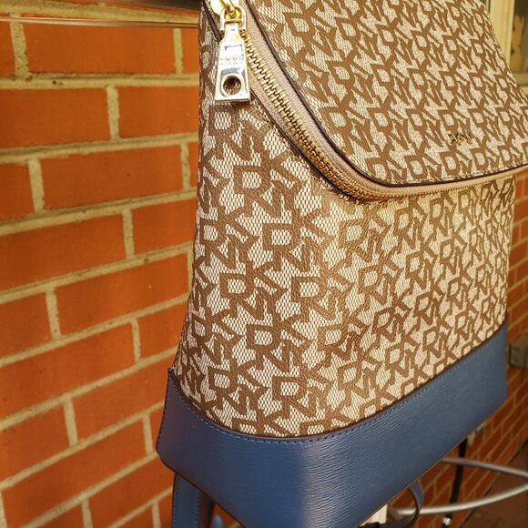 BNWT DKNY Bryant Signature Top Zip Backpack in camel brown / steel blue colorway - Picture 7 of 9
